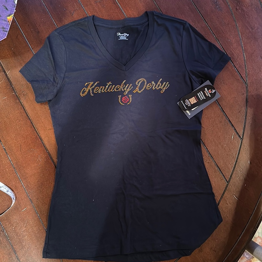 NWT Kentucky Derby Rhinestone Emblem Navy V-neck t-shirt.  Short sleeve.
